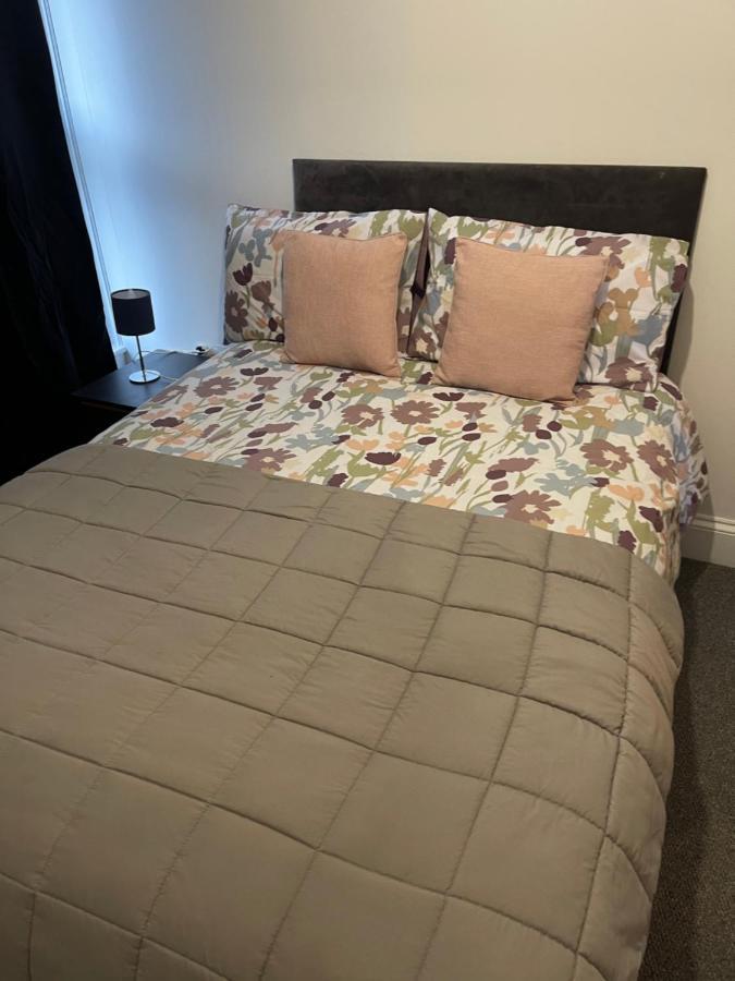 Lovely Room In Bristol 5 외부 사진