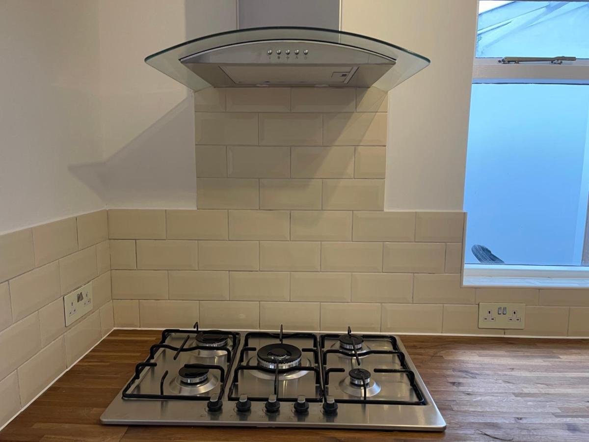 Lovely Room In Bristol 5 외부 사진